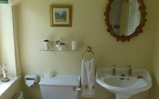 Pine Lodge Bed & Breakfast