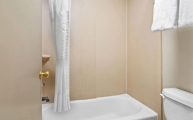 Days Inn by Wyndham Jacksonville NC