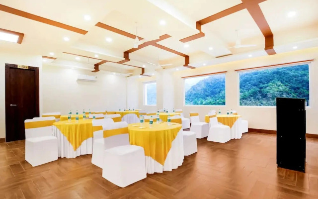 Hotel Laxmi Heights