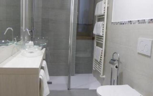 La Valeriana Farm Apartments