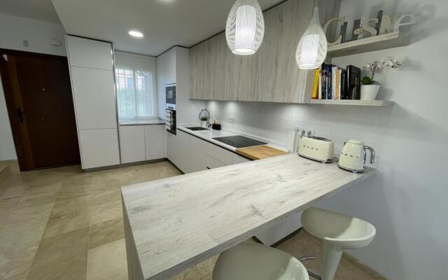 Exquisite NEW townhouse/Front Beach/2BEDR/2,5BATH