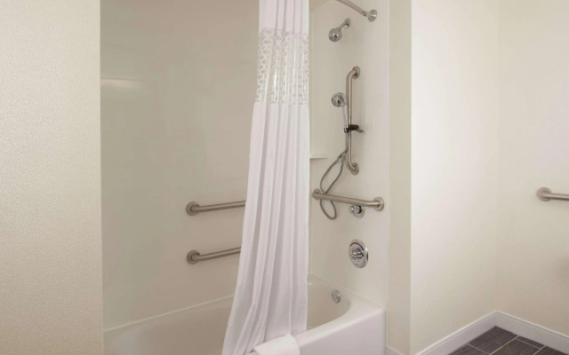 Hampton Inn & Suites by Hilton Augusta-Washington Rd