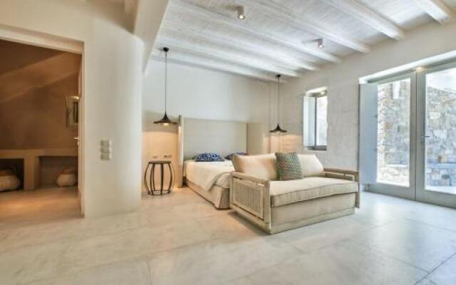 Mykonos On The Rocks