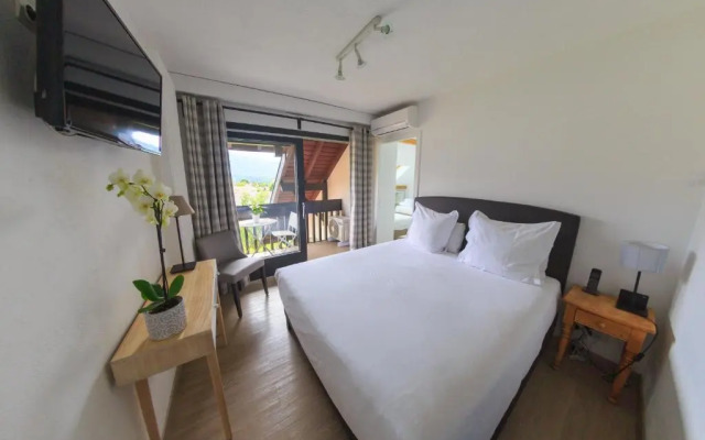 Logis Hôtel Annecy Nord / Argonay