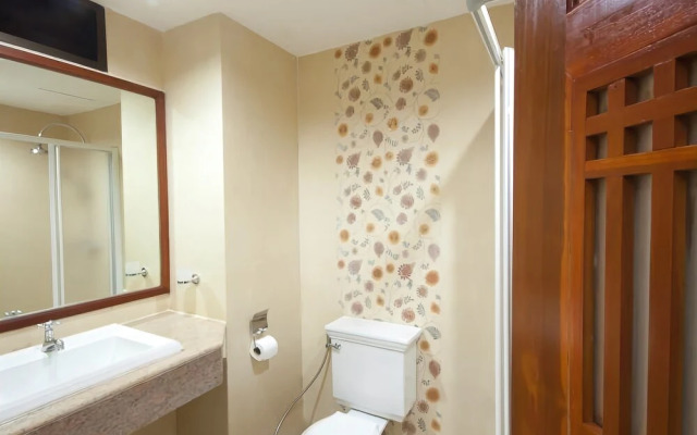 Baan Klang Hua Hin Resort & Condominium