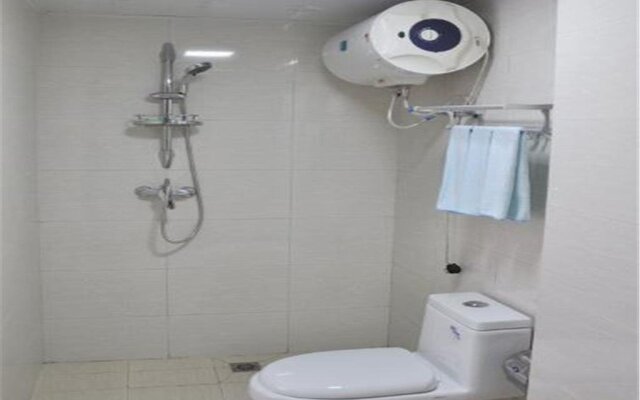 Aike 100 Business Motel Qingdao Ruichang Road