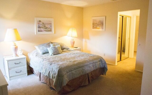 Clubview Country Club Condo