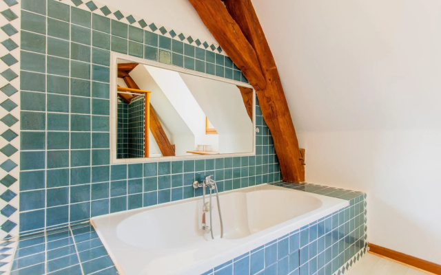 Charming And Romantic Domain With 5 Gites