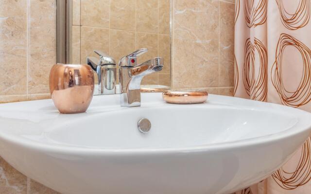 Esthete apartments on Parkhomenko Street