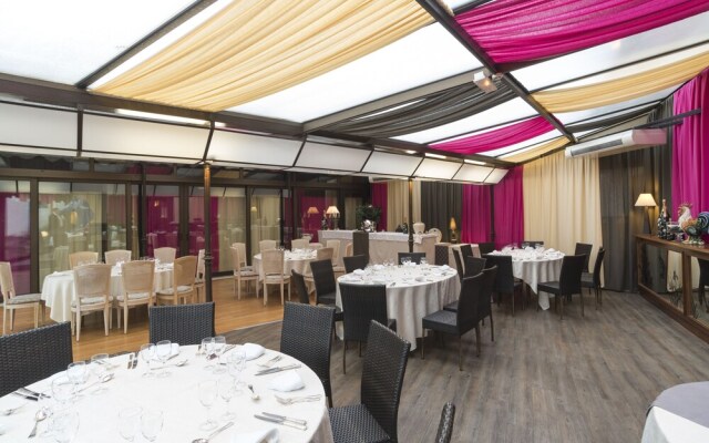 Hôtel Restaurant Laurent Perréal
