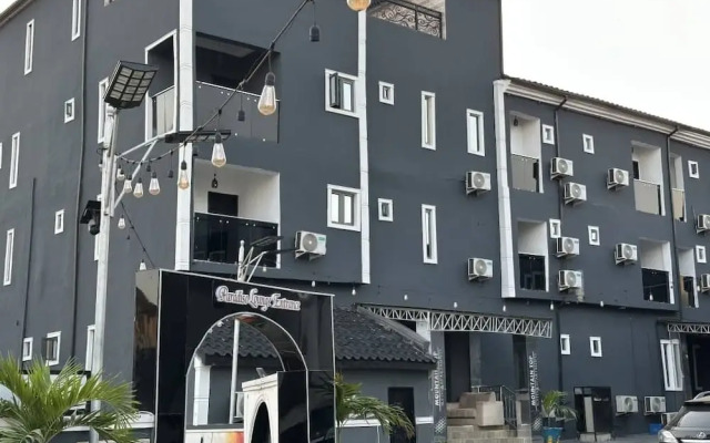 mountaintop suite and apartment