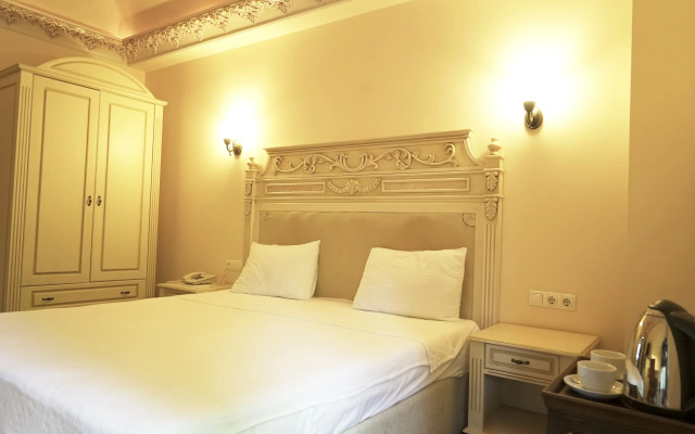 Sultanahmet Palace Hotel
