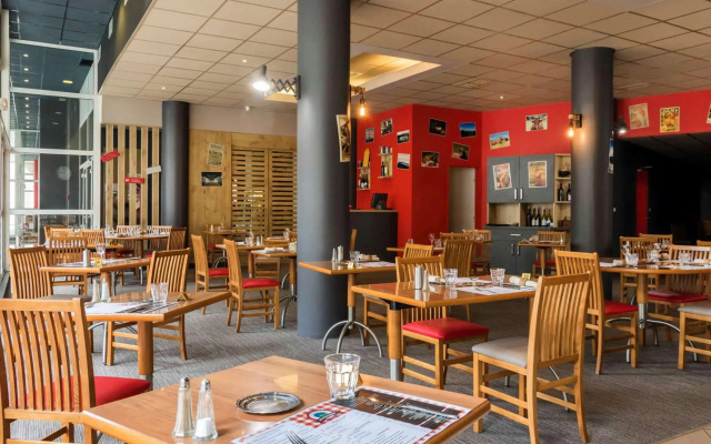 Ibis Vichy