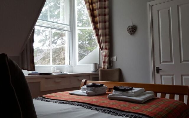 Moorfield House Hotel