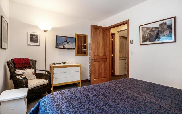 Seasons Four by Snowmass Vacations