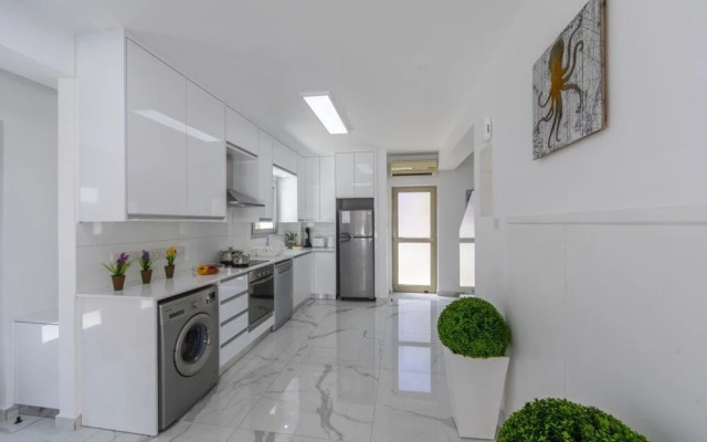 Protaras Sunrise Beach Villa
