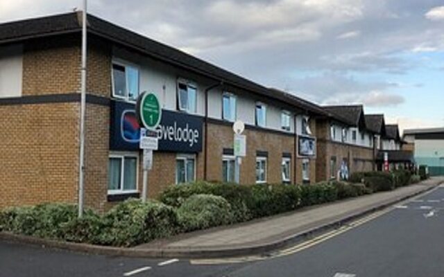 Travelodge Bicester Cherwell Valley M40