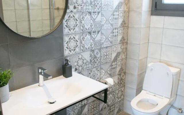 STS EIGHT 7 New Luxury Apartment