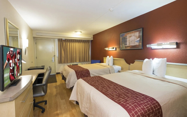 Red Roof Inn Cincinnati - Sharonville