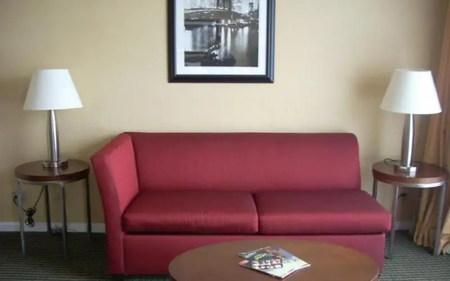 Garden Inn & Suites