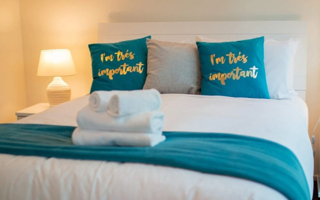 Modern 1 Bedroom Downtown Apartment Near Spark Arena