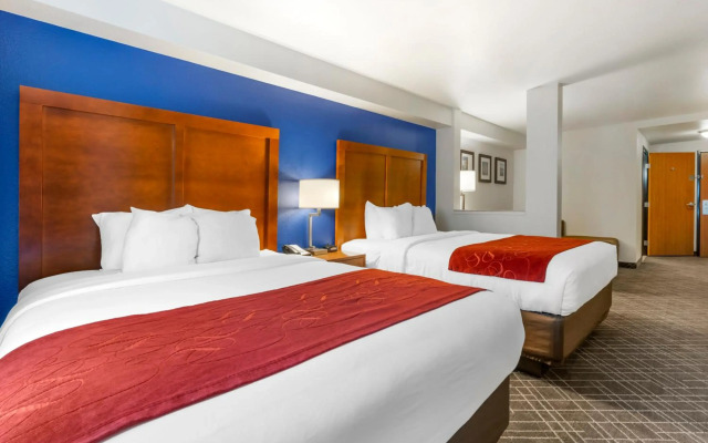 Comfort Suites Redding - Shasta Lake