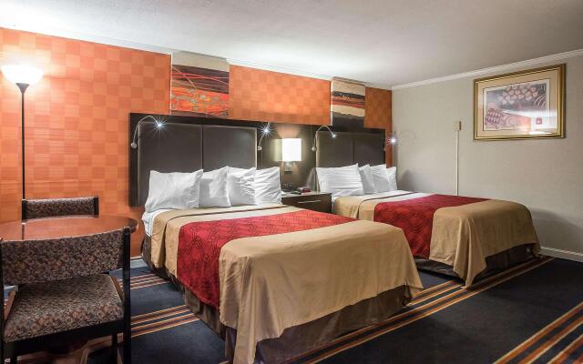 Econo Lodge Montpelier I-89