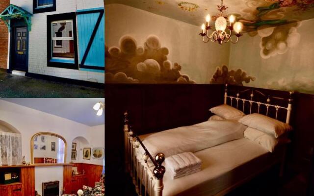 Victoria Titanic 1912 romantic escapism world