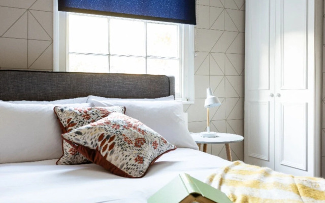 The Kings Row- Quiet 3BD Near Kings Cross