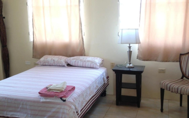 Betty's Beach Condominium