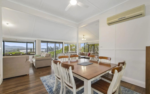 Aurelia, 14 Stewart Street