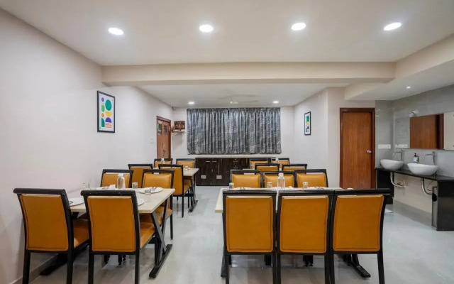 Treebo Pride inn Raidurg