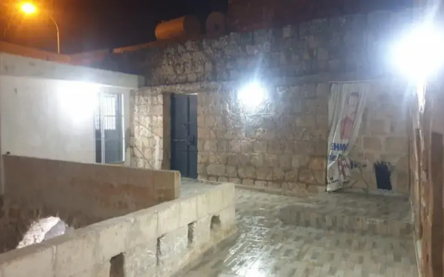 Tarihi Midyat Acar Konağı