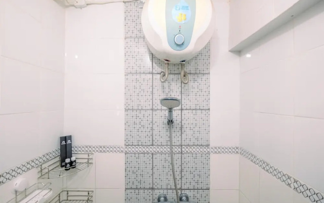 Simple And Cozy Living 2Br At Cibubur Village Apartment