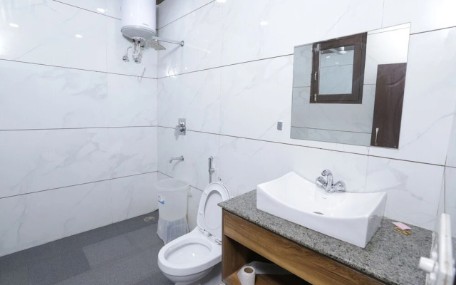 Razia Inn Hotel And Banquet