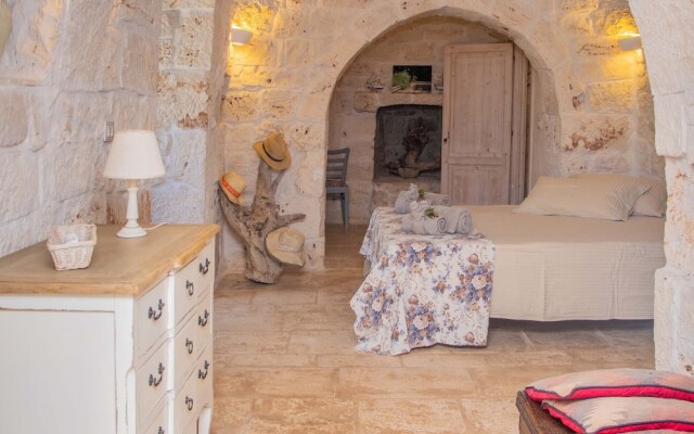 3598 Trullo Yoram by Perle di Puglia