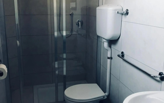 Kristalex Pet Family Hotel
