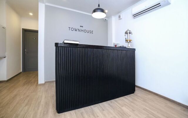 OYO Townhouse 062 Cyber City