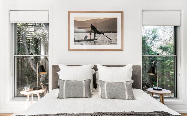 A PERFECT STAY - Shore Beats Work