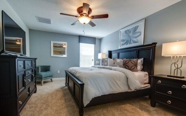 6-Bedroom Villa in Davenport 1538MVD