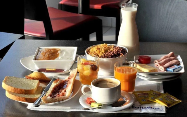 Brit Hotel Saint-Quentin