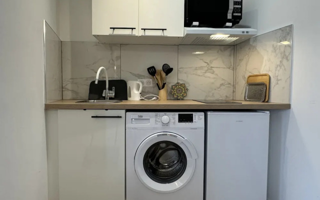 Stylish Stay in Central Le Mans