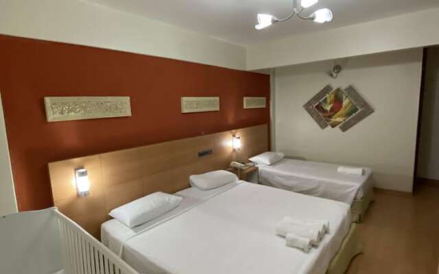 Liber Hotel Nova Serrana