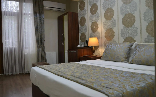Stone Art Hotel