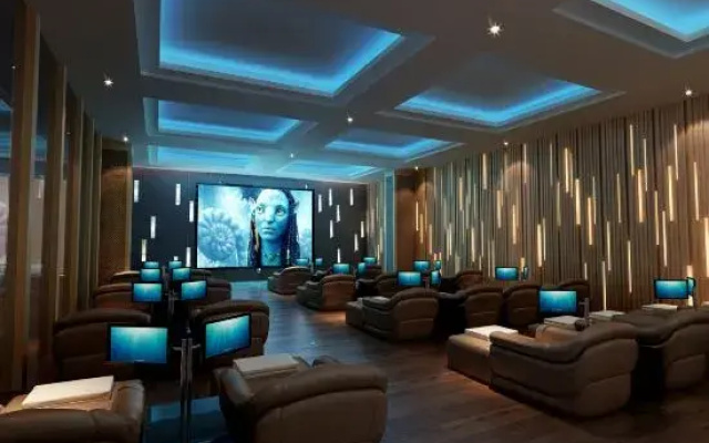Divine Land Hotel