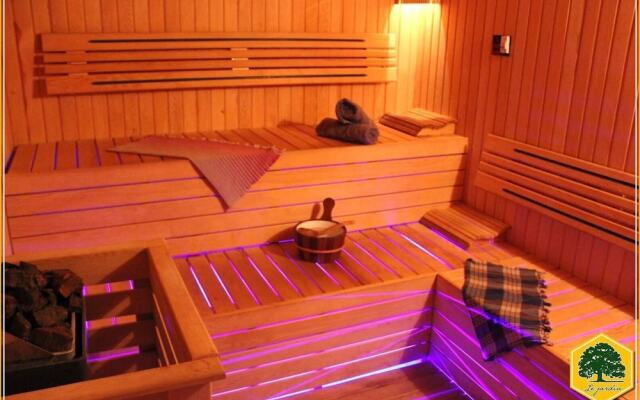 Отель Grand Duayen