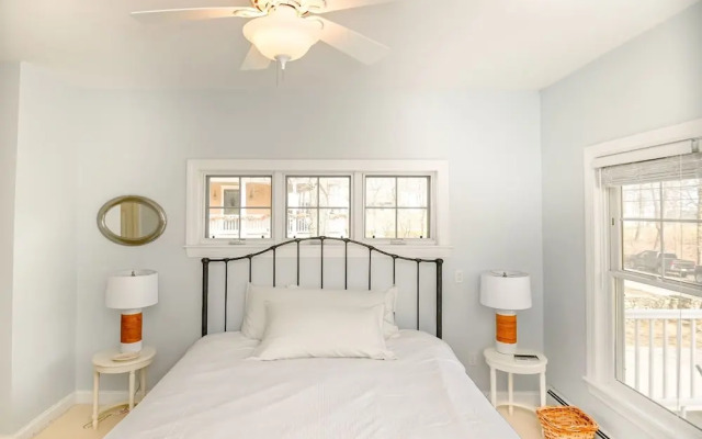 Stunning 5 Bdr, Walk to York Harbor Beach!