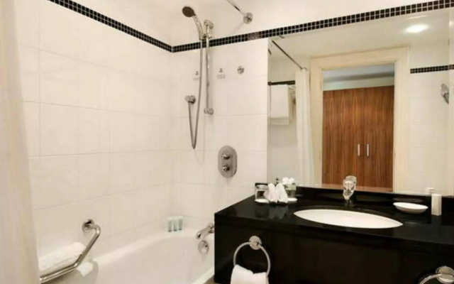 Hanoi Crystal Hotel