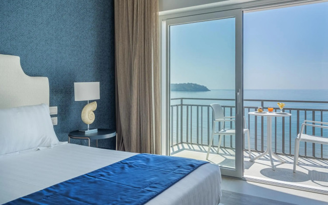Summit Hotel