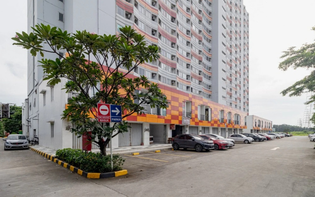 RedLiving Apartemen Riverview Residence - UV Rooms Tower Mahakam with Netflix